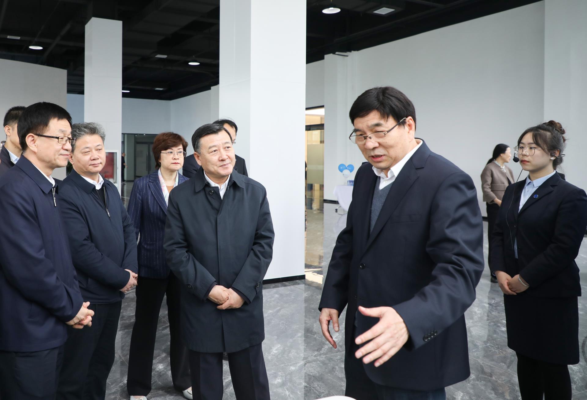 宝马bm1122线路顶级(中国游)有限公司官网