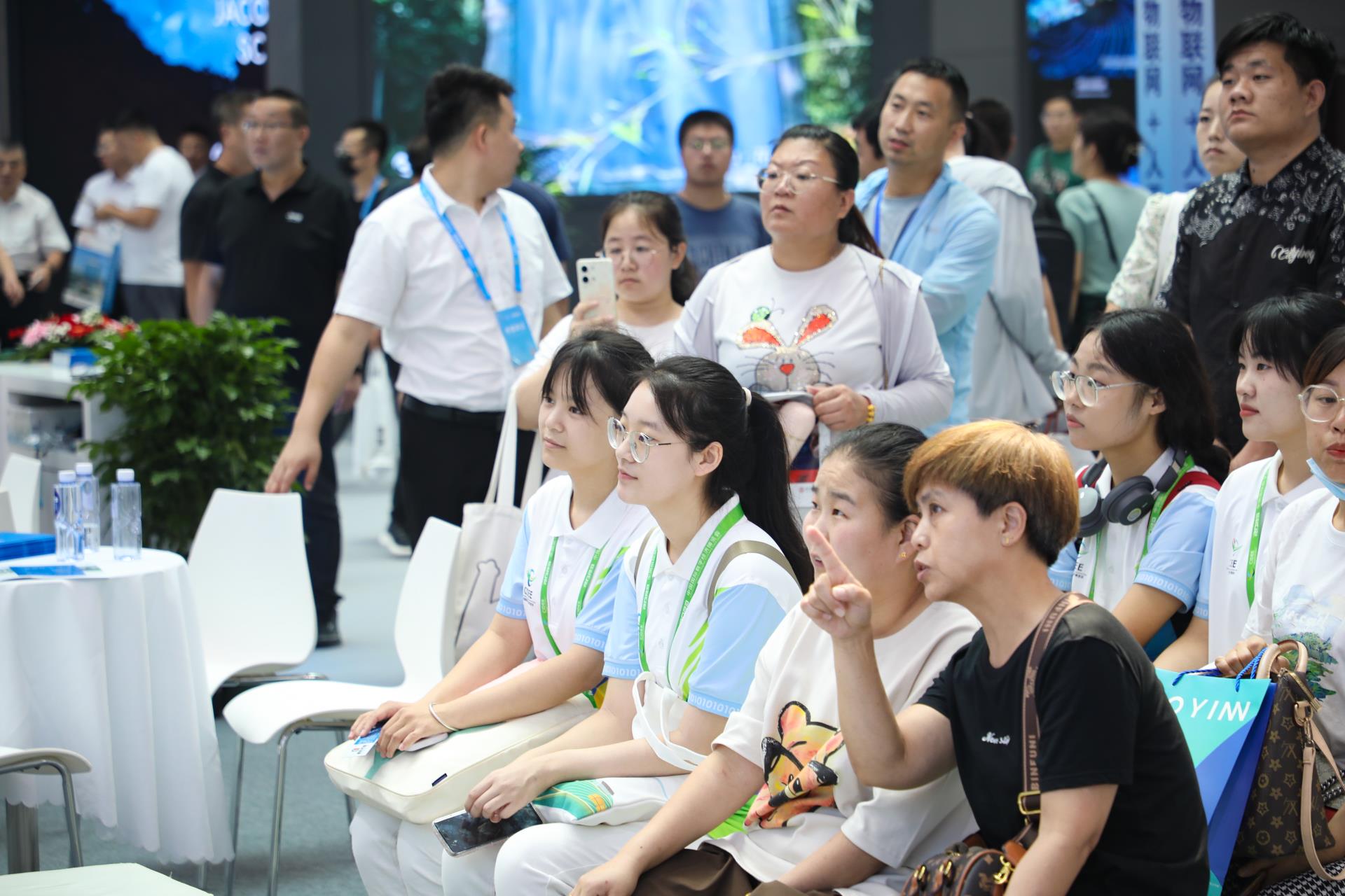 宝马bm1122线路顶级(中国游)有限公司官网