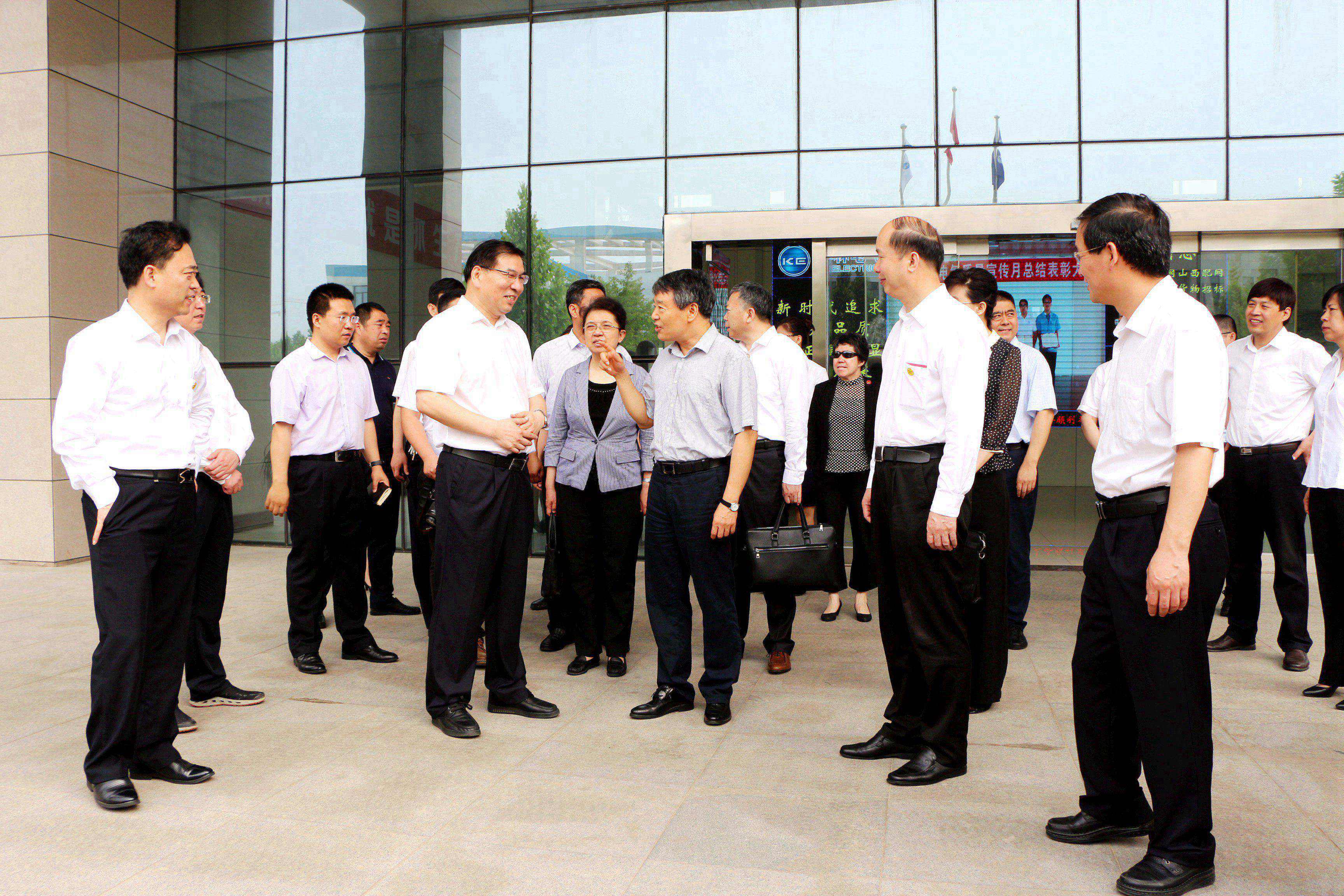 宝马bm1122线路顶级(中国游)有限公司官网